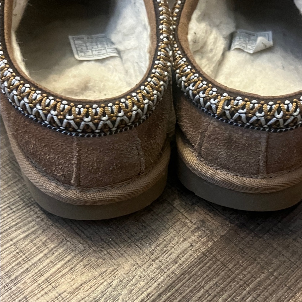 UGG Tan Taz Slippers - Picture 5 of 6